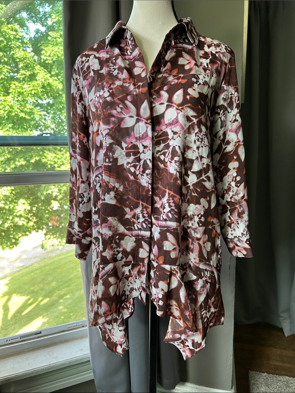Simply Vera Vera Wang Brown, Pink & Cream Floral Silk-Look Blouse